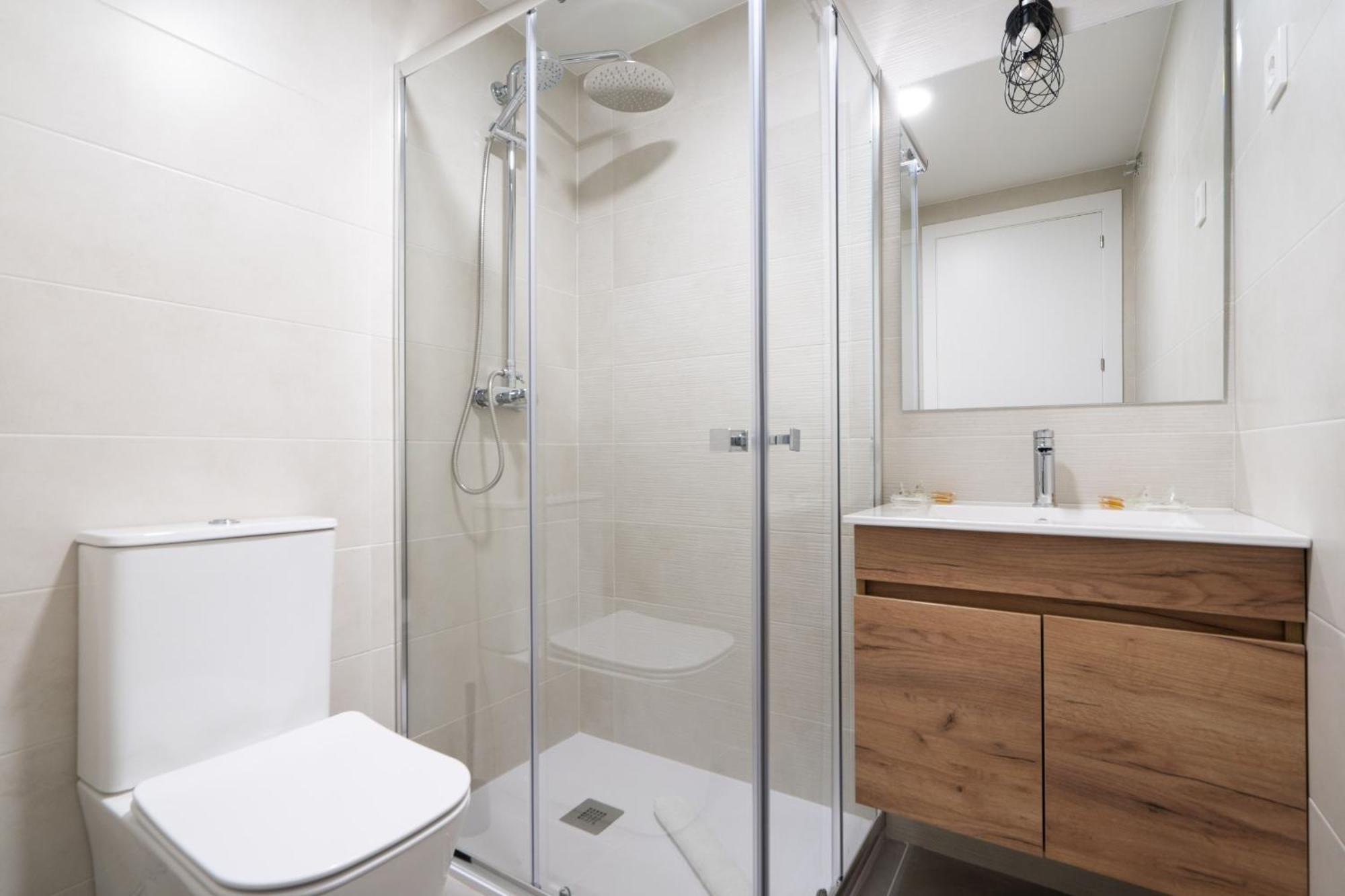 Loft Reformado Industrial Con Garaje Alquiler Temporal Apartment Madrid Bagian luar foto