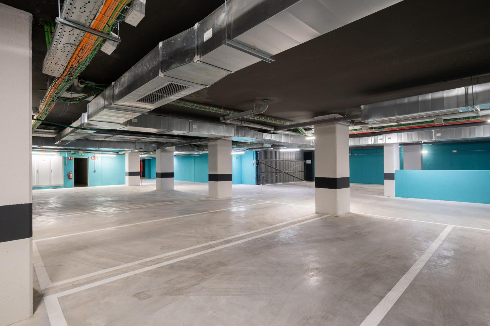 Loft Reformado Industrial Con Garaje Alquiler Temporal Apartment Madrid Bagian luar foto