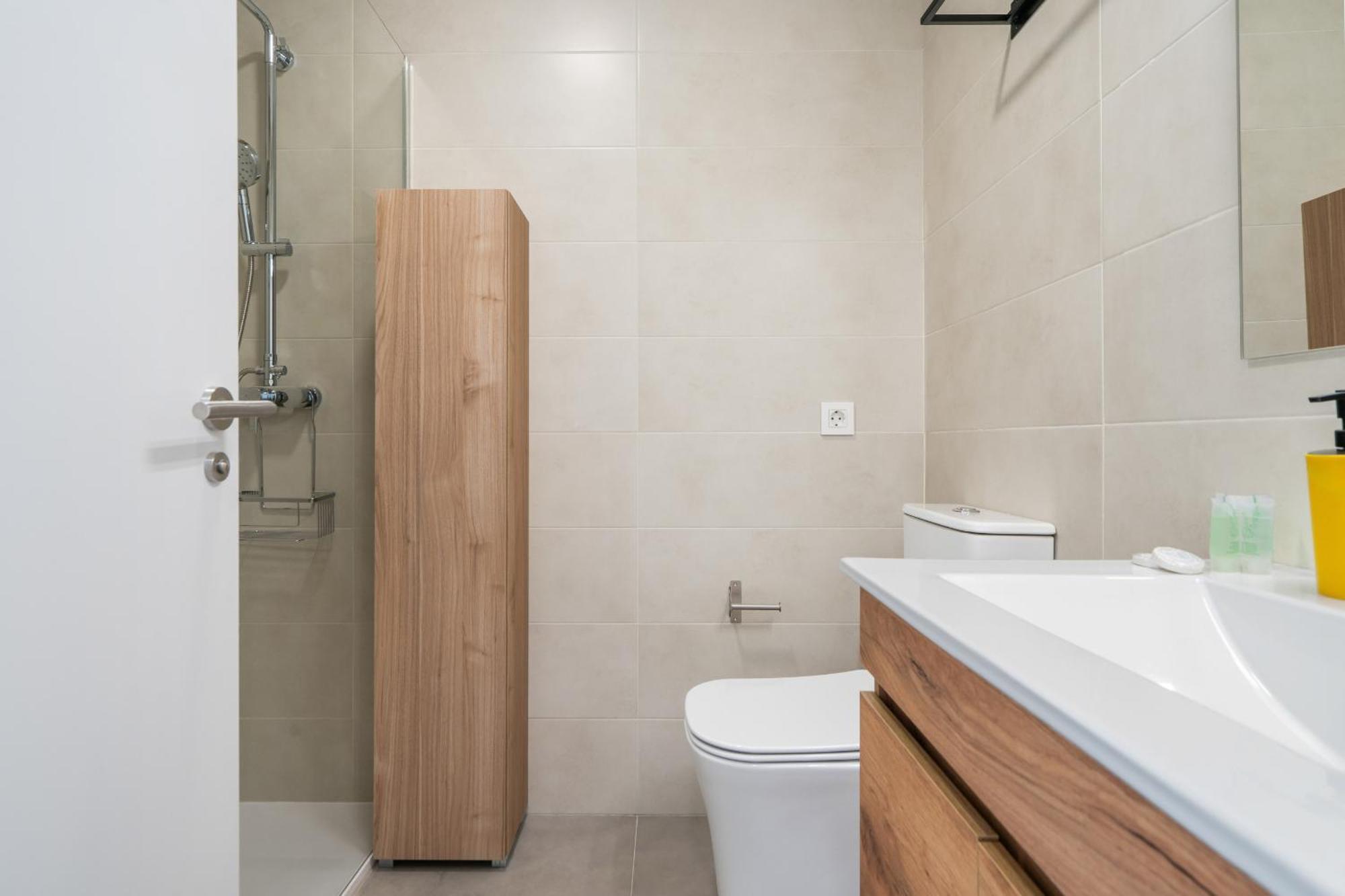 Loft Reformado Industrial Con Garaje Alquiler Temporal Apartment Madrid Bagian luar foto