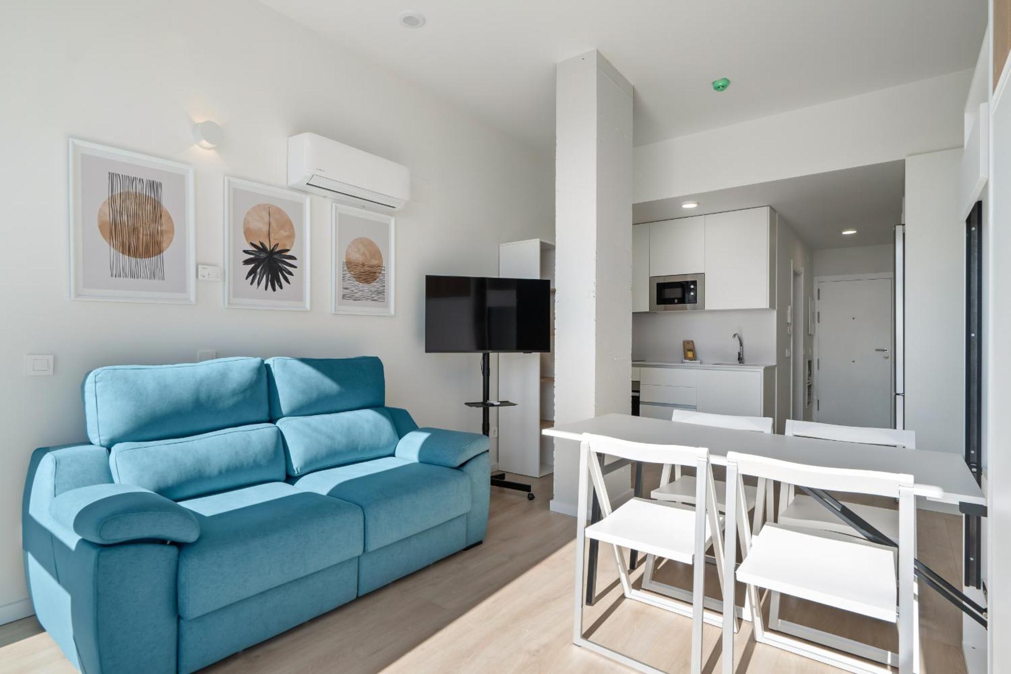Loft Reformado Industrial Con Garaje Alquiler Temporal Apartment Madrid Bagian luar foto